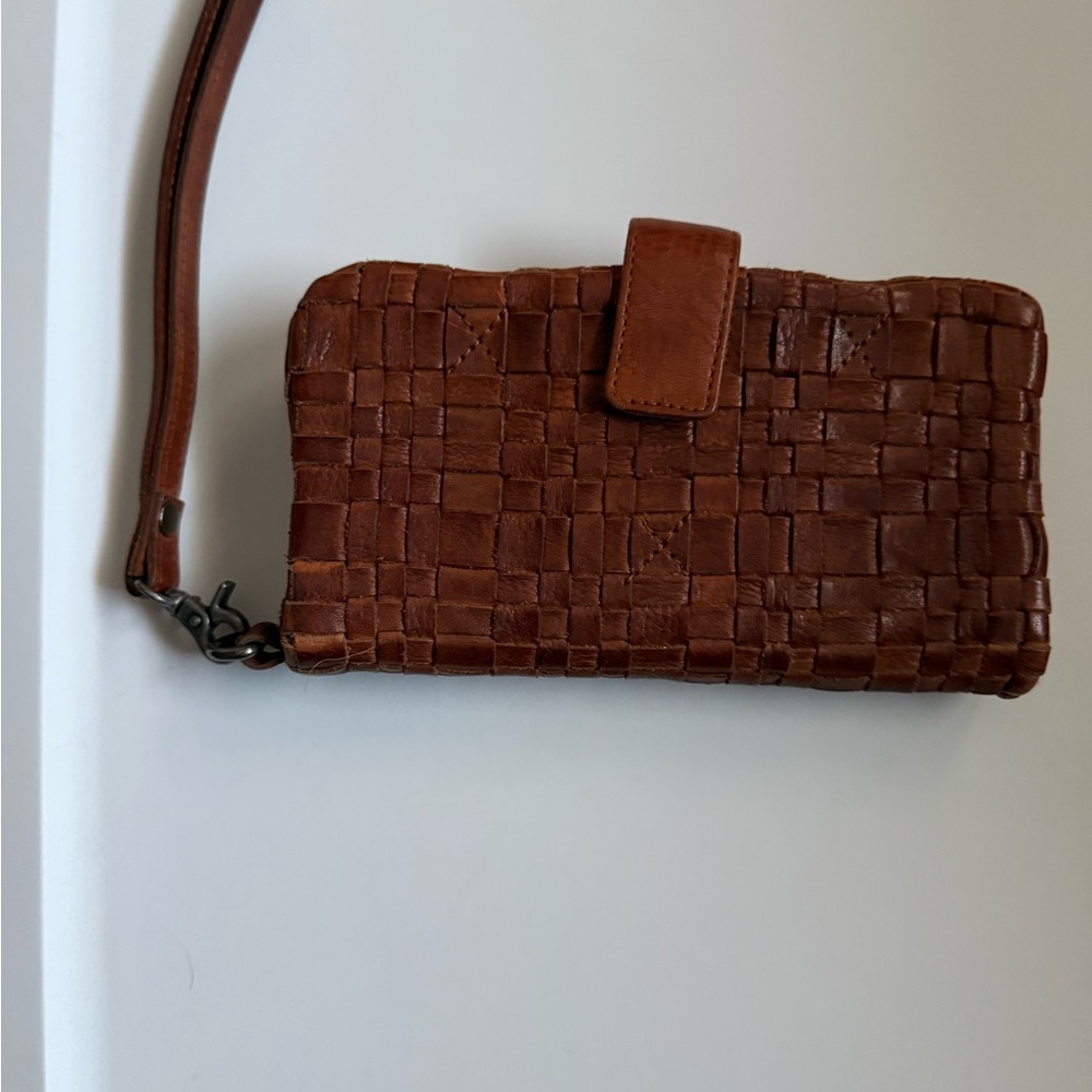 Elegant Brown Woven Leather Wristlet